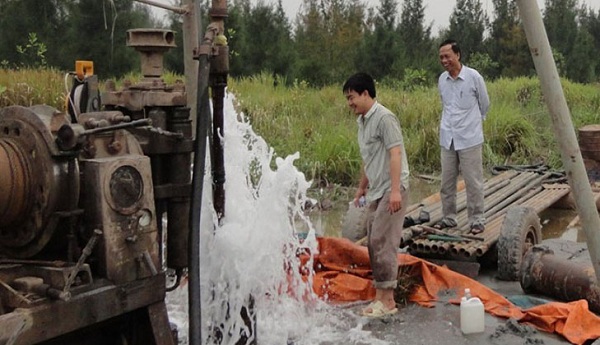 khoan-gieng-cong-nghiep-gia-re-thai-binh