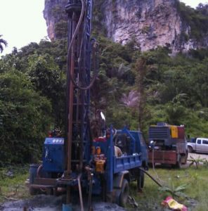 khoan gieng cong nghiep o dien bien