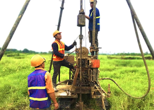 khoan-gieng-cong-nghiep-o-quang-nam