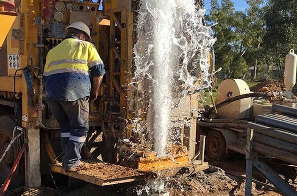 khoan-gieng-cong-nghiep-re-quang-nam